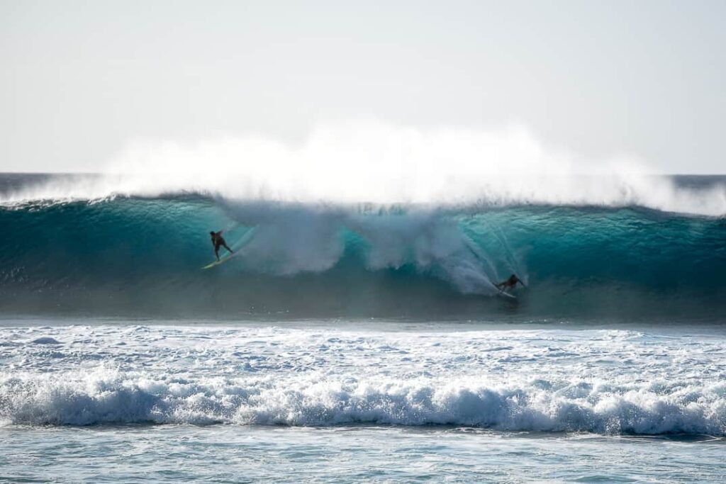 banzai-pipeline-oahu-hawaii-1024x683 Les 10 meilleurs spots de surf