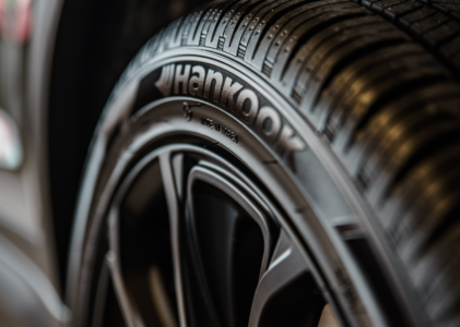 Jumbo Pneus : des pneus au meilleur prix, en stock & sans rendez-vous !